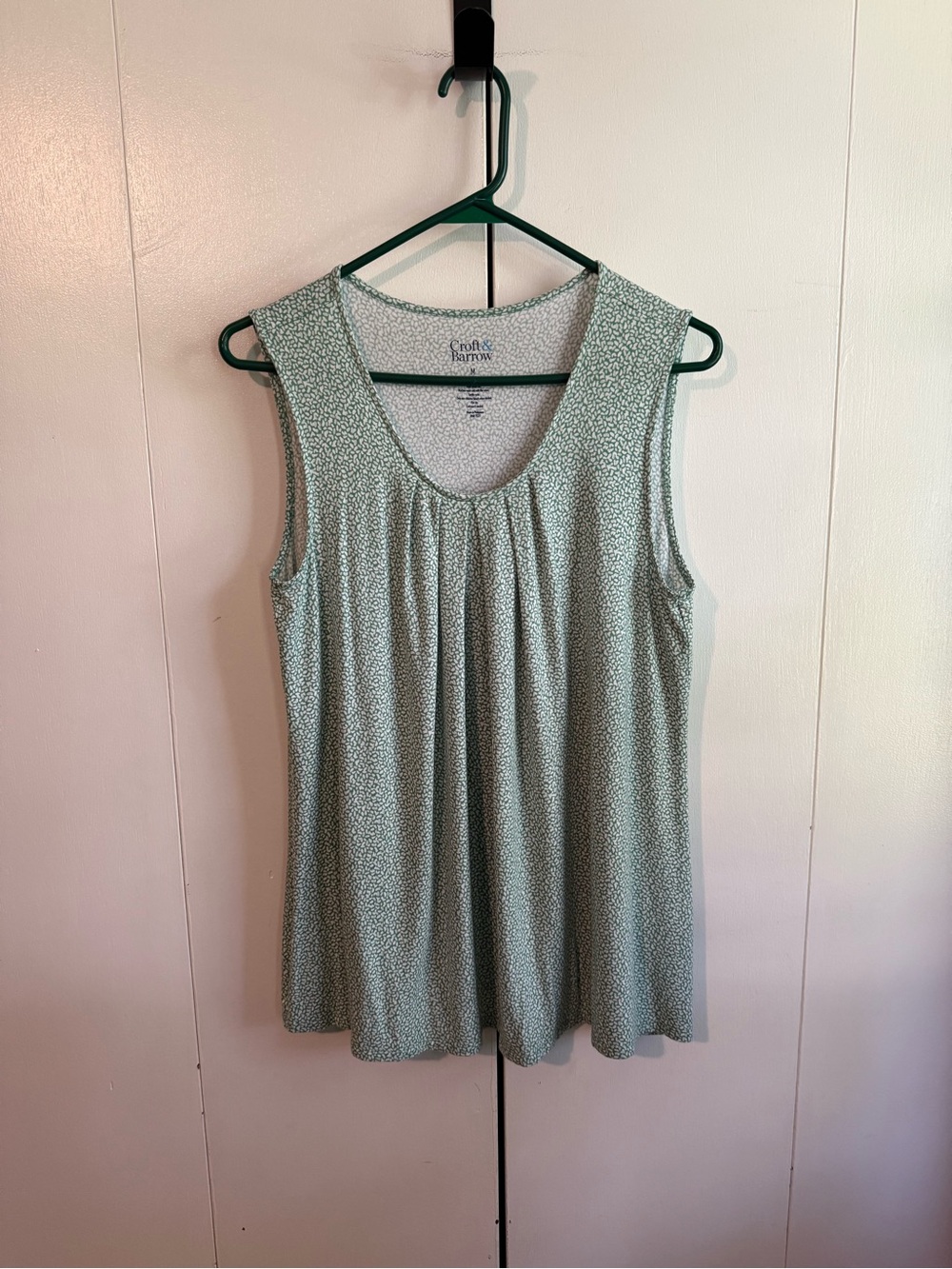 Croft and Barrow Sleeveless Top